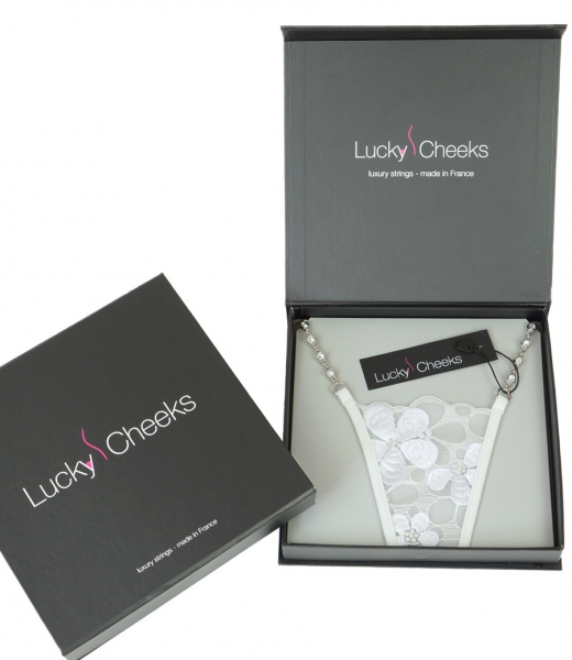 LUCKY CHEEKS Luxury String IVORY PEARL - LC_142IP